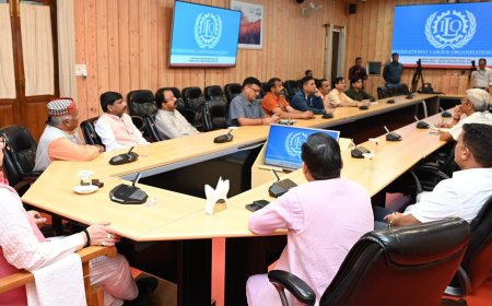 UTTARAKHAND: मुख्यमंत्री पुष्कर धामी ने प्रधानमंत्री मोदी के 'मन की बात' कार्यक्रम का 123वां संस्करण सुना