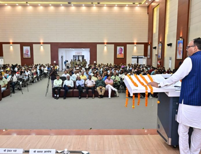 हिंदी: आत्मविश्वास की भाषा, एकेटीयू की सिल्वर जुबली पर ब्रजेश पाठक का महत्वपूर्ण बयान