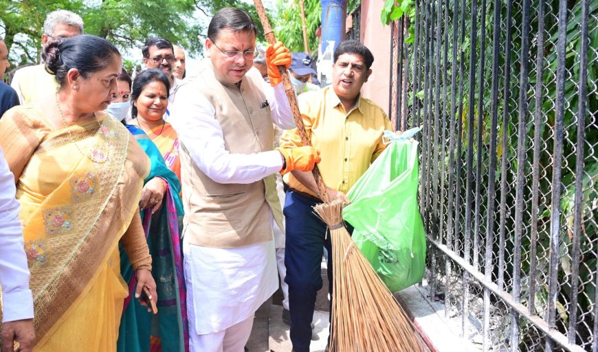 Haridwar:-मुख्यमंत्री पुष्कर सिंह धामी ने ‘एक पेड़ मां के नाम अभियान’ के तहत किया पौधारोपण