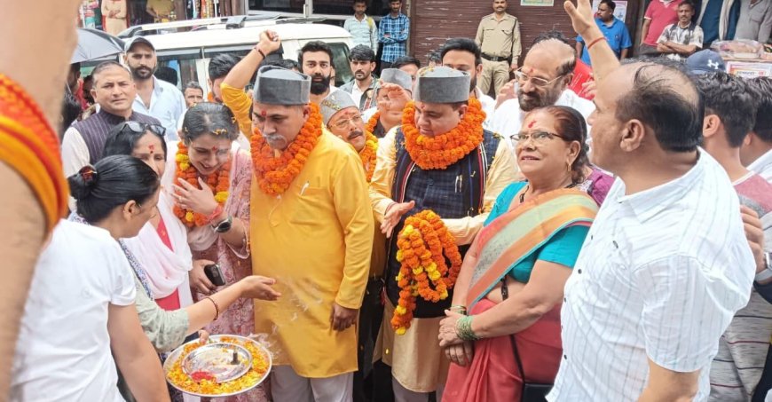 Dehradun:-भाजपा प्रदेशाध्यक्ष महेंद्र भट्ट ने चकराता में ली पार्टी पदाधिकारियों एवं चुनाव कोर ग्रुप की बैठक,पंचायत चुनाव में रिकॉर्ड अंतर से जीत के लक्ष्य बनाकर प्रचार करने का किया आह्वाहन