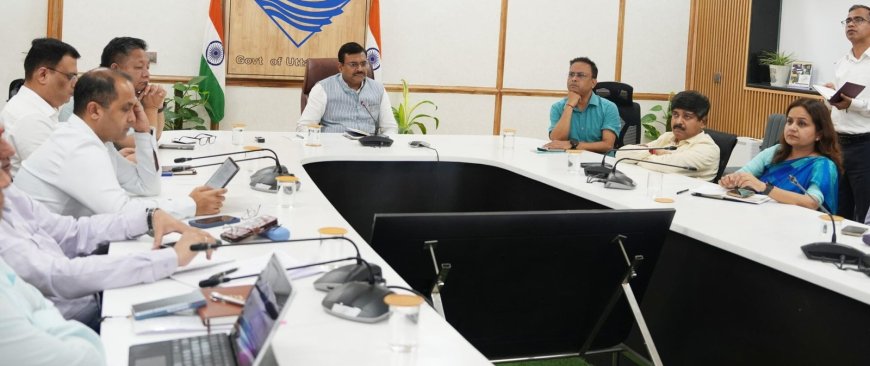 UTTARAKHAND:-मुख्य सचिव ने जिलाधिकारियों के साथ वीडियो कॉन्फ्रेंसिंग के माध्यम से की प्रदेश में जिला एवं उप जिला अस्पतालों की स्थिति की समीक्षा,सरकारी अस्पतालों में रेफरल सिस्टम पर जतायी नाराजगी