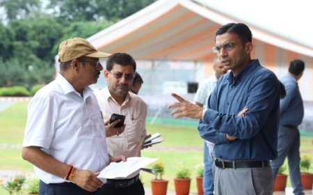 देहरादून में स्वतंत्रता दिवस की तैयारियों का जायजा, डीएम सविन बंसल ने दी रिपोर्ट