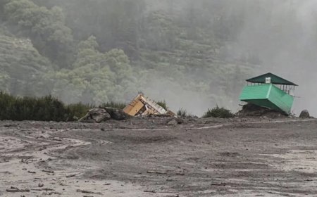 जम्मू-कश्मीर में बादल फटने से हुई त्रासदी: तीन की मौत, अनेक लापता, रेस्क्यू ऑपरेशन प्रारंभ