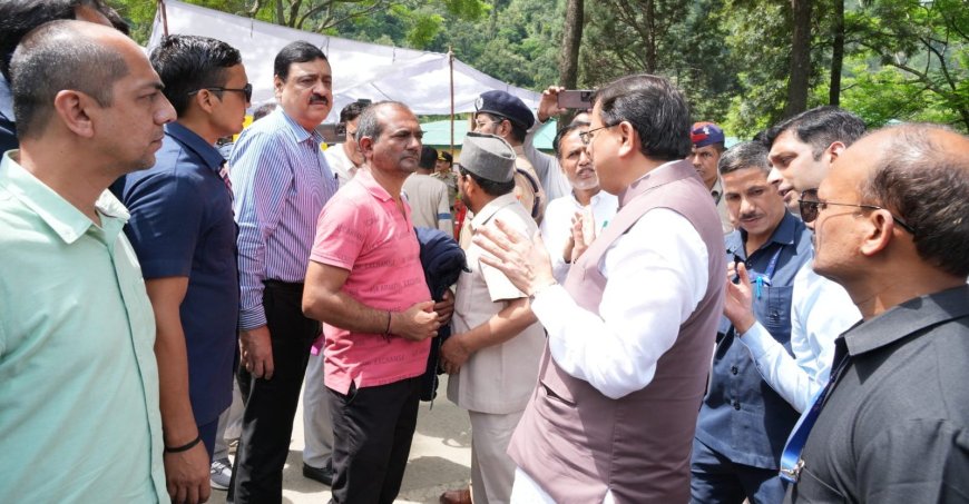 Cloud Burst in Uttarkashi:-मुख्यमंत्री पुष्कर सिंह धामी की निगरानी और निर्देशन में आपदा प्रभावित धराली क्षेत्र में राहत और बचाव अभियान युद्धस्तर पर है जारी