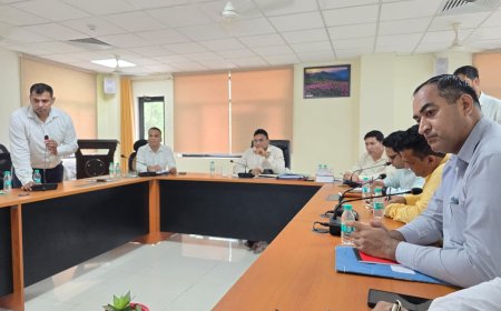 उत्तराखंड को "ड्रग फ्री" बनाने के लिए FDA का महत्वपूर्ण प्रयास: स्वास्थ्य सचिव का निरीक्षण