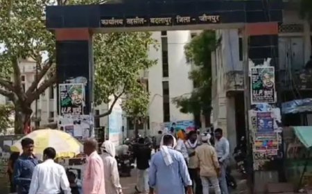 जौनपुर युवक की अनोखी फरियाद: BSc और MA के बावजूद नौकरी की तलाश, SDM ने दिए दिशा-निर्देश