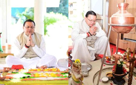 शारदीय नवरात्रि का पहला दिन: सीएम धामी ने की मां भगवती की पूजा