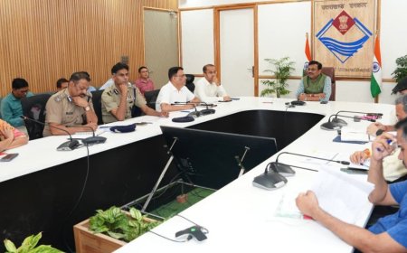 Dehradun: कुम्भ 2027 की तैयारियों को लेकर मुख्य सचिव ने की बैठक, सभी कार्यों को प्राथमिकता देने के निर्देश