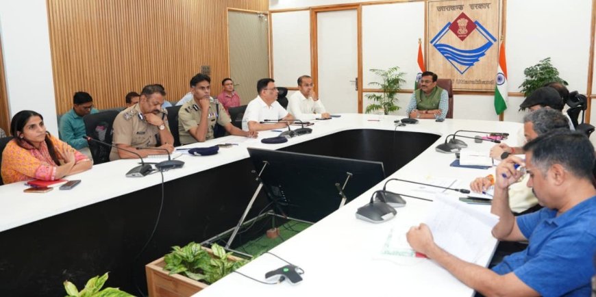 Dehradun: कुम्भ 2027 की तैयारियों को लेकर मुख्य सचिव ने की बैठक, सभी कार्यों को प्राथमिकता देने के निर्देश