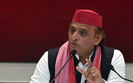 अखिलेश यादव का Facebook अकाउंट बंद! तकनीकी गलती या कुछ और?