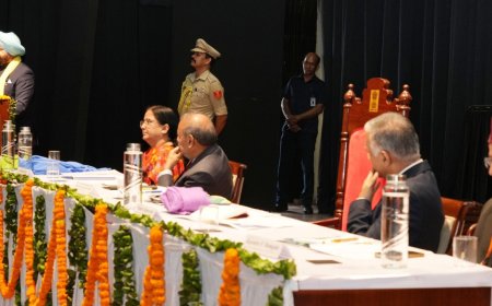 Dehradun:-राज्यपाल गुरमीत सिंह ने दून विश्वविद्यालय में आयोजित इंडियन एसोसिएशन ऑफ सोशल साइंस इंस्टीट्यूशंस के 24वें अंतर्राष्ट्रीय सम्मेलन के समापन सत्र में किया प्रतिभाग