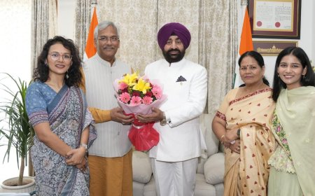 Diwali 2025:-सांसद त्रिवेन्द्र सिंह रावत ने राज्यपाल गुरमीत सिंह से शिष्टाचार भेंट कर दी दीपावली की शुभकामनाएं