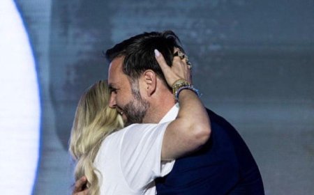 अमेरिकी मीडिया में भूचाल, JD Vance और Erika Kirk की वायरल तस्वीरों पर बवाल