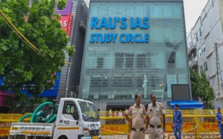 राव कोचिंग हादसे में सख्त हुए उपराज्यपाल, 2 अधिकारियों पर कार्रवाई के लिए दी संतुष्टि