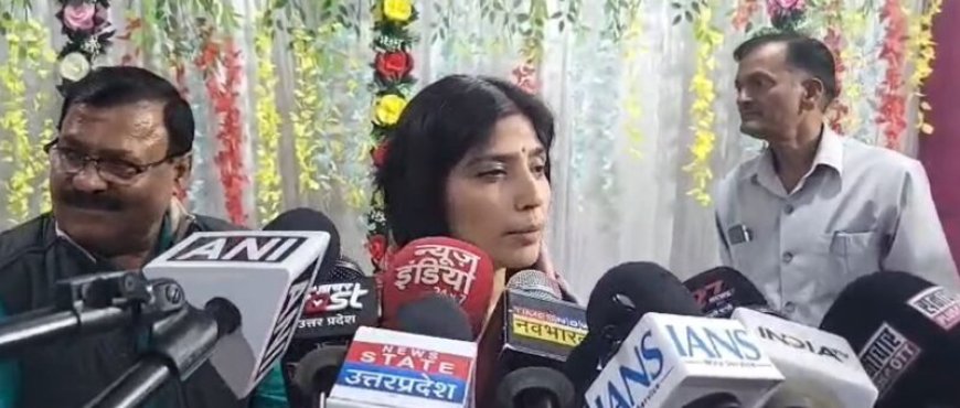 “वोट चोरी करना लोकतंत्र…” वोट चोरी पर डिंपल यादव ने ये क्या कह दिया !