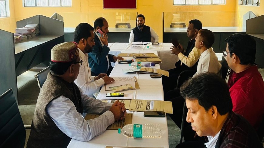 बाराबंकी : धान खरीद प्रक्रिया हुई सरल, डीएम बोले- छोटे किसानों को टोकन की जरूरत नहीं, हर हाल में खरीदा जाएगा धान