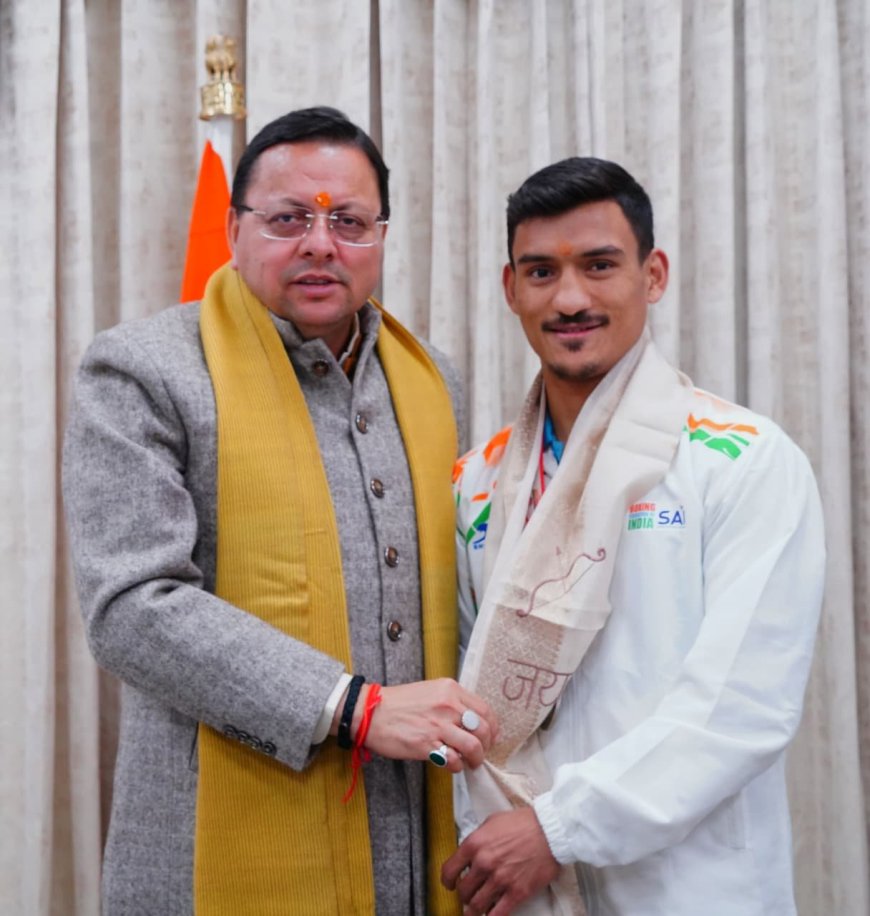 मुख्यमंत्री पुष्कर सिंह धामी से बॉक्सर पवन बर्त्वाल ने शिष्टाचार भेंट की