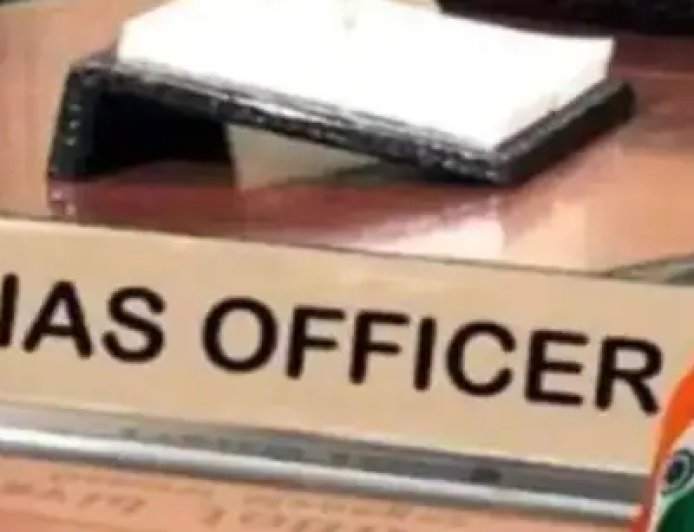 बिहार में बड़ा प्रशासनिक फेरबदल: पाँच IAS अधिकारियों का तबादला, दो को मिला अतिरिक्त प्रभार