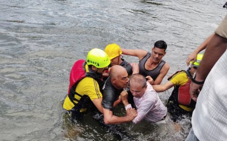 चौखुटिया (अल्मोड़ा) में जारी “ऑपरेशन स्वास्थ्य” आंदोलन: क्या प्रशासन उठाएगा सही कदम?