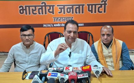 देहरादून में भाजपा ने कांग्रेस पर उठाए गंभीर सवाल, टिकट बेचने और एडवांस बुकिंग पर मांगी स्पष्टीकरण