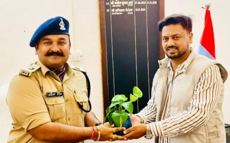 टिहरी जेल में बंदियों के कल्याण और पुनर्वास के लिए विशेष कार्यक्रम, ट्रैक सूट वितरण