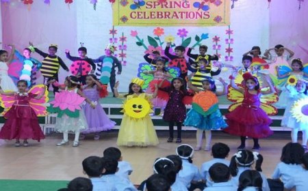 द हैरिटेज स्कूल का 73वां वसंत उत्सव: नन्हे बच्चों की प्रस्तुतियों ने बिखेरा सतरंगी आनंद