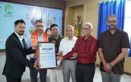 देहरादून में योग, आयुर्वेद और एआई पर हुआ अंतरराष्ट्रीय सम्मेलन: सफलता की नई कहानी