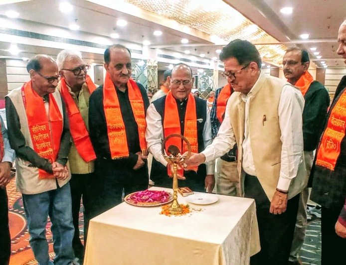 सीनियर सिटीजन वेलफेयर सोसायटी देहरादून शपथ ग्रहण समारोह: कोठियाल हुए अध्यक्ष