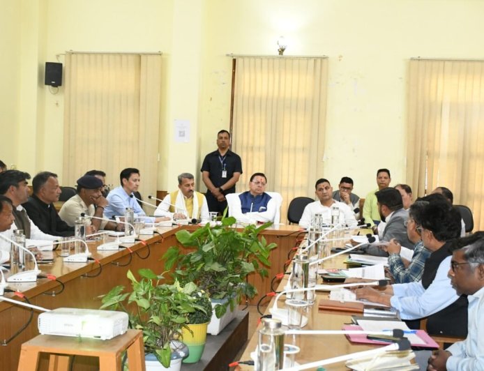 हल्द्वानी: CM ने बिंदुखत्ता को राजस्व गांव बनाने की प्रक्रिया में तेजी लाने के दिए निर्देश