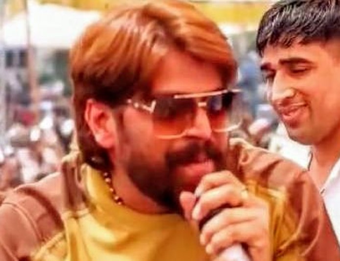 हरियाणवी गायक पर देहरादून में केस दर्ज, छात्र संगठन ने किया माइक पर अश्लील शब्दों का आरोप