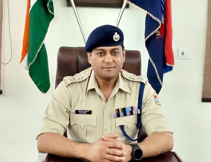 दून पुलिस ने खोई हुई बेटी को 2 महीने बाद किया ढूंढ, आंसू छलके खुशी के