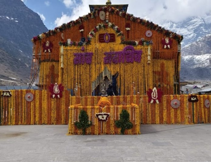 बड़ी खबर: बाबा केदार के कपाट आज सुबह 8 बजे खुलेंगे, मुख्यमंत्री होंगे शामिल - Netaa Nagari