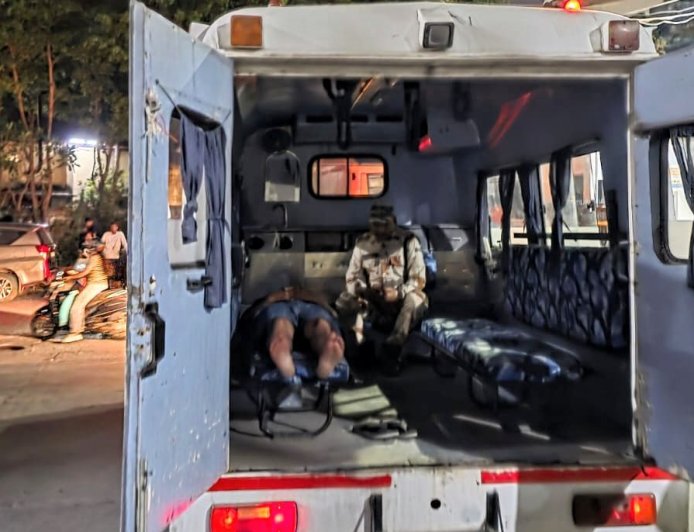 देहरादून में एयर अटैक, शहरी क्षेत्रों में ब्लैकआउट और बमबारी की घटनाएँ