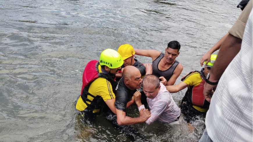 चौखुटिया (अल्मोड़ा) में जारी “ऑपरेशन स्वास्थ्य” आंदोलन: क्या प्रशासन उठाएगा सही कदम?