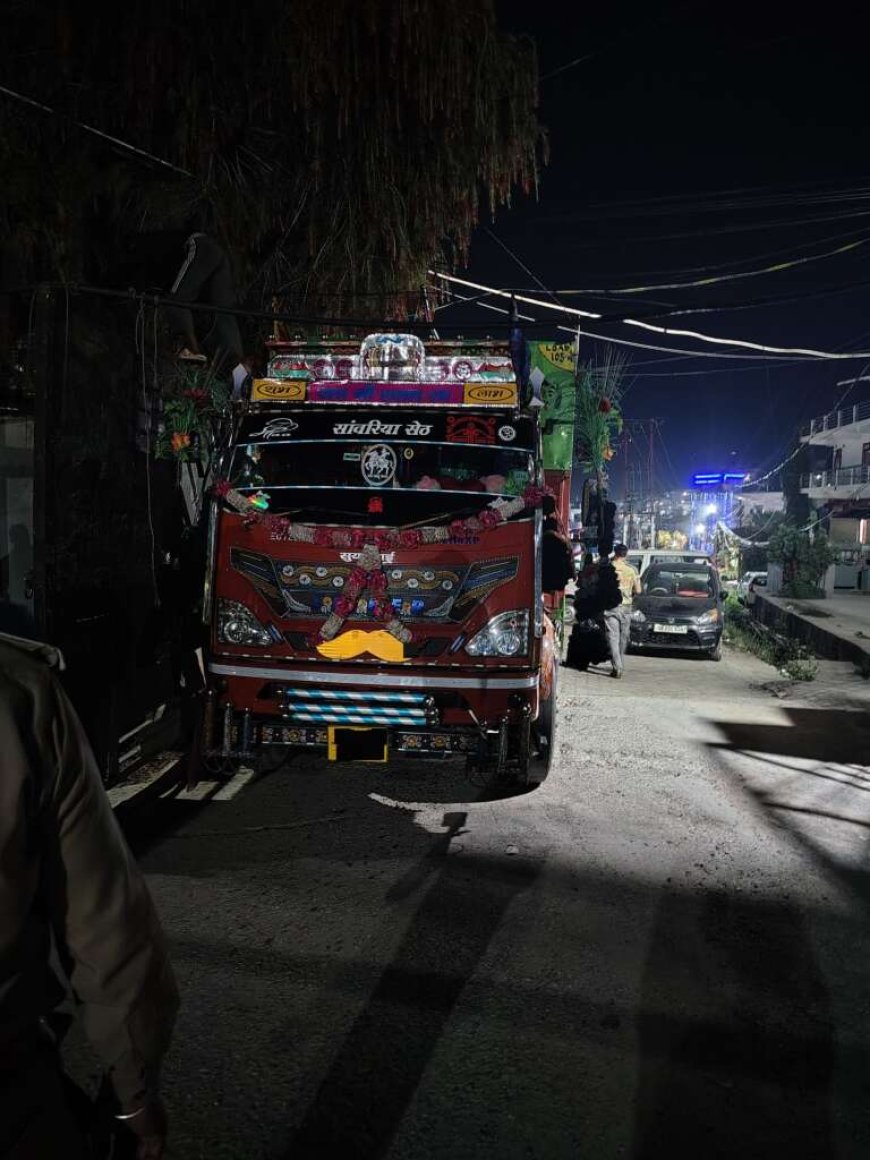 उत्तराखंड: एआरटीओ की सख्ती, फर्जी लाइसेंस पर चल रही यूपी की पिकअप जब्त