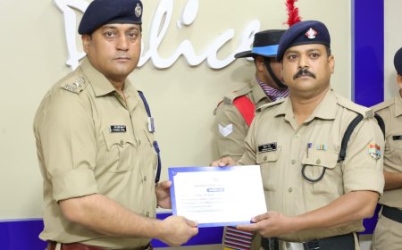 एसएसपी देहरादून ने उत्कृष्ट कार्य करने वाले पुलिस कर्मियों को किया सम्मानित