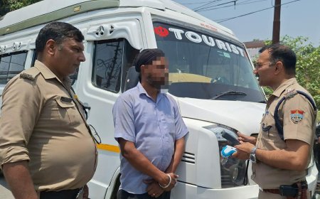 नशे में धुत चालक ने खतरे में डाली 20 चारधाम यात्रियों की जान