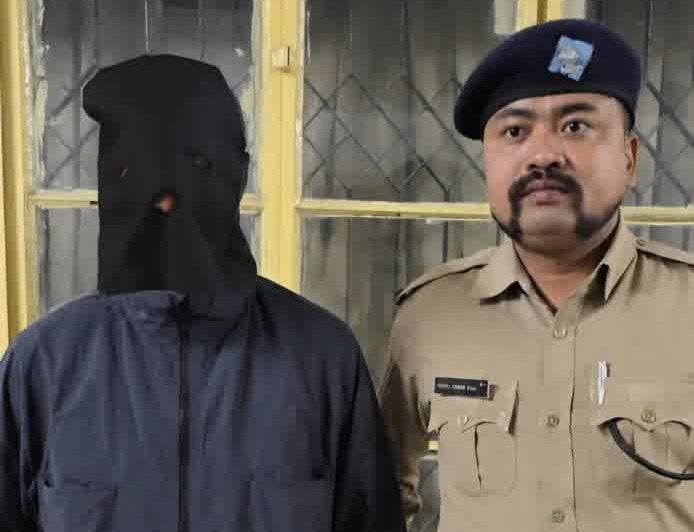 नैनीताल में युवक गिरफ्तार: युवतियों को फंसाने और धर्म परिवर्तन का दबाव बनाने के आरोप