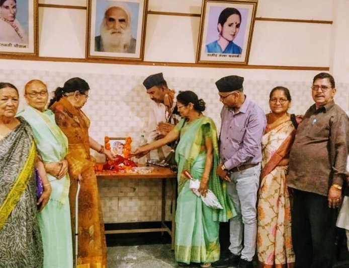 स्व. कौशल्या डबराल की पुण्यतिथि: शहीद स्मारक पर श्रद्धांजलि सभा का आयोजन