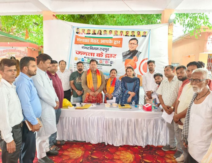 महापौर विकास शर्मा का 'जनता के द्वार अभियान': संजय नगर खेड़ा में बहुद्देशीय शिविर का सफल आयोजन