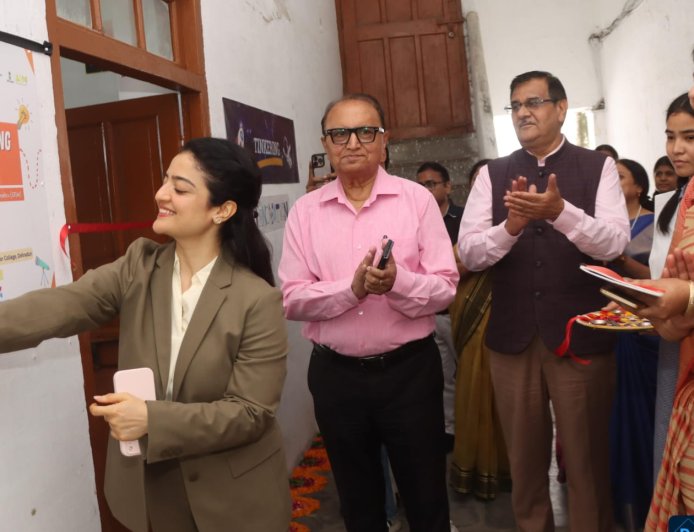 फूलचंद नारी शिल्प मंदिर गर्ल्स इंटर कॉलेज में स्थापित हुई अत्याधुनिक STEM लैब - उत्तरांचल यूनिवर्सिटी का सहयोग