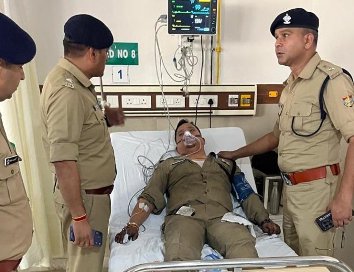 हरिद्वार रोड स्थित पेनेशिया अस्पताल में एसी ब्लास्ट से आग, एक बुजुर्ग महिला की मौत, दस मरीजों का अन्य अस्पतालों में भर्ती