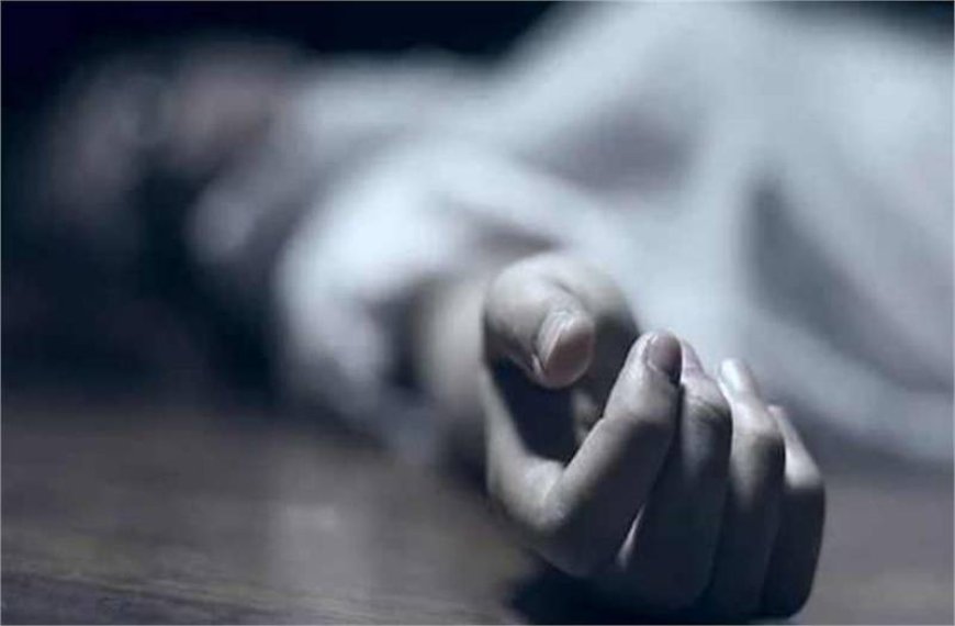 उत्तराखंड में मोबाइल के लिए युवक की जान गई, पहाड़ी से गहरी खाई में गिरने से हुई मौत