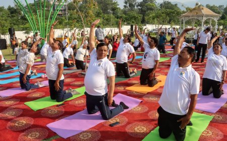 देहरादून में 1000 से अधिक लोगों ने MDDA सिटी फॉरेस्ट पार्क में योग दिवस पर विकास का लिया संकल्प