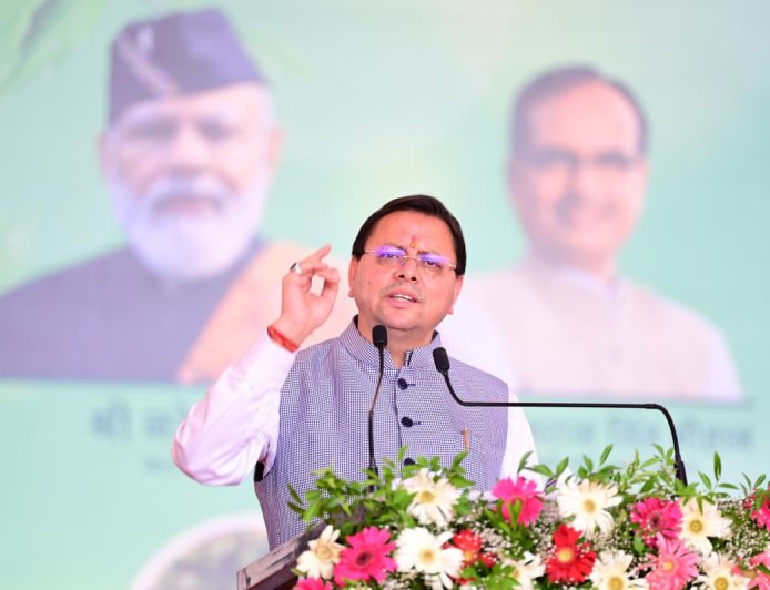 खेत बचाओ अभियान को जनांदोलन में बदलने की पहल, किसानों ने लिया मिट्टी और कृषि संरक्षण का संकल्प