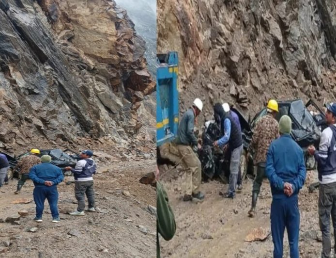 उत्तराखंड में पहाड़ पर हुआ भयानक हादसा, बोलेरो पर गिरी चट्टान, दो की जान गई!
