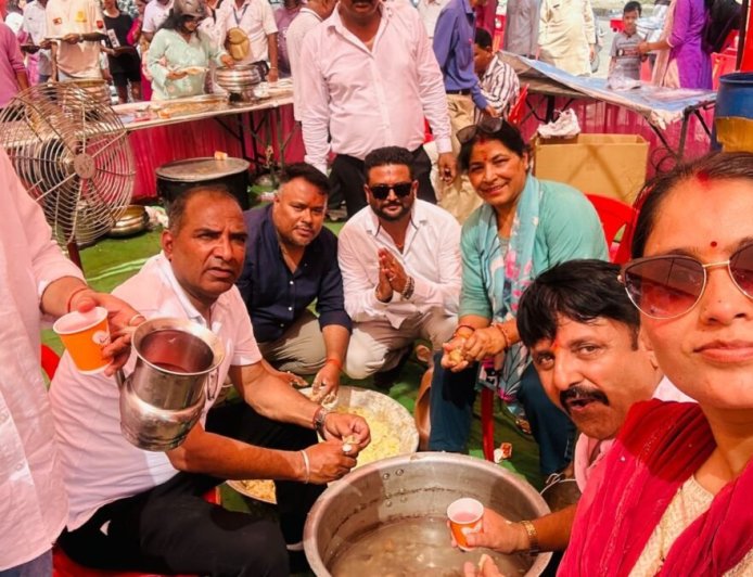 उत्तराखंड: नीम करौली बाबा के भंडारे में श्रद्धालुओं का उमड़ा सैलाब - प्रसाद ग्रहण करने पहुंचे हजारों devotees
