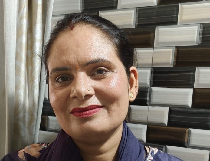 रामनगर: पुष्पा कुमारी बनीं ‘एसआईआर’ (SIR) को 100% पूर्ण करने वाली पहली बीएलओ, उपजिलाधिकारी ने की प्रशंसा