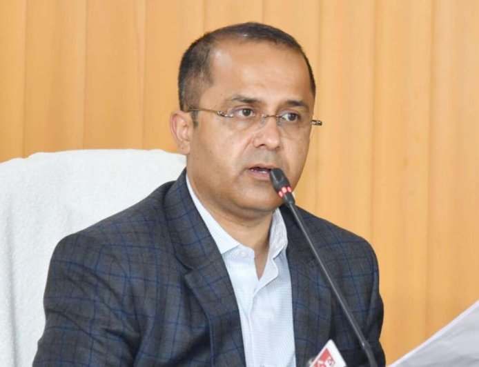 हेमकुंड यात्रा विवाद: सांप्रदायिक रंग देने वालों पर कार्रवाई का आश्वासन