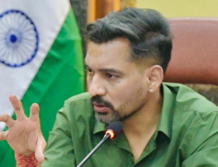 देहरादून में सखी वन स्टॉप सेंटर:violence-पीड़ित महिलाओं के लिए कार्रवाई तेज, जिलाधिकारी ने दिए नए निर्देश